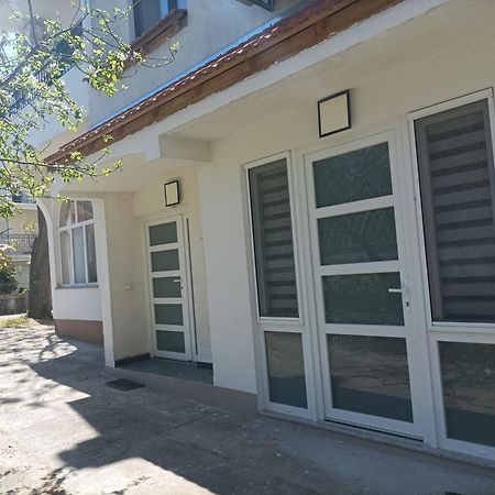 Rooms & Apartment Hegic Zara Esterno foto