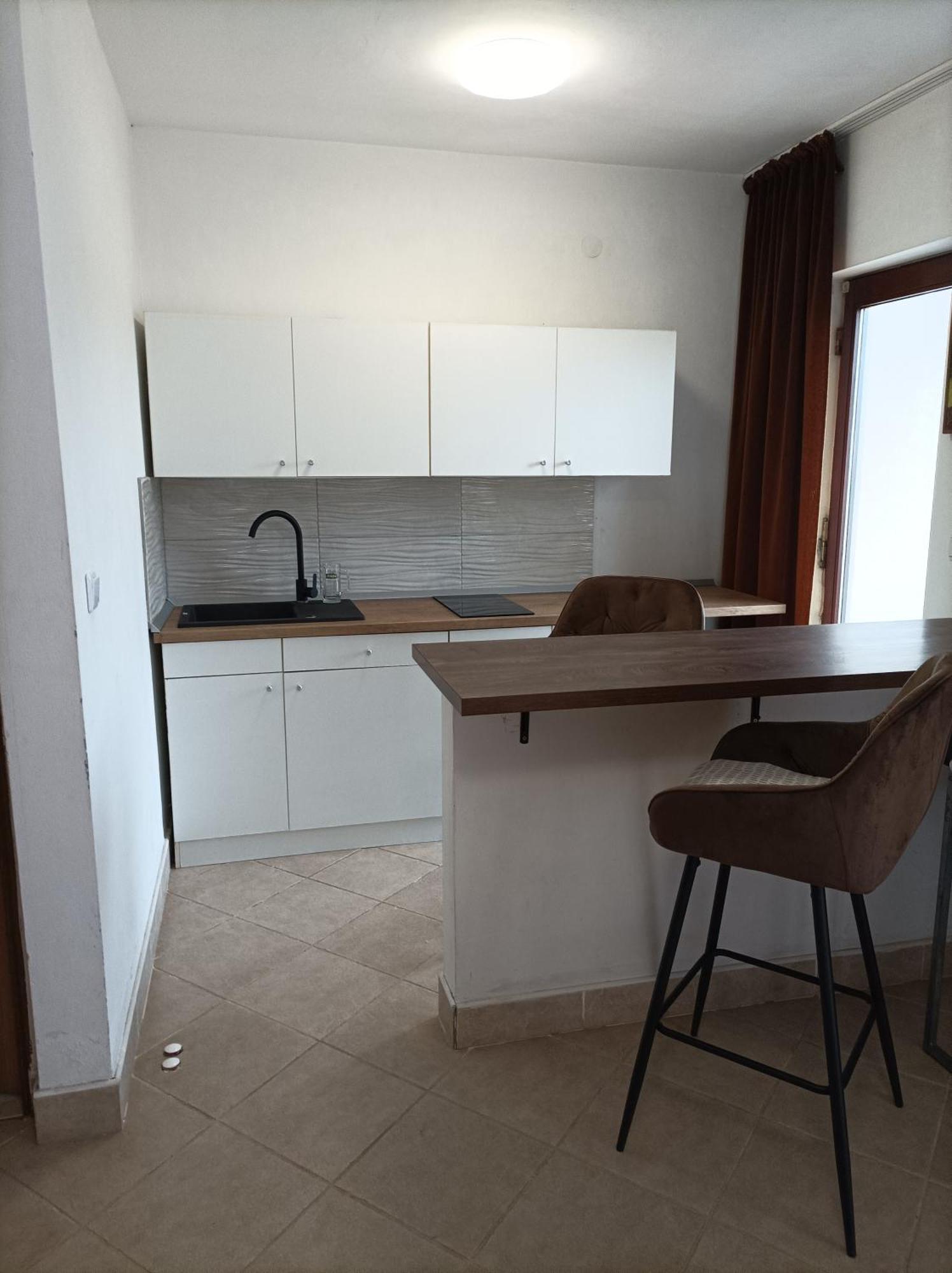Rooms & Apartment Hegic Zara Esterno foto