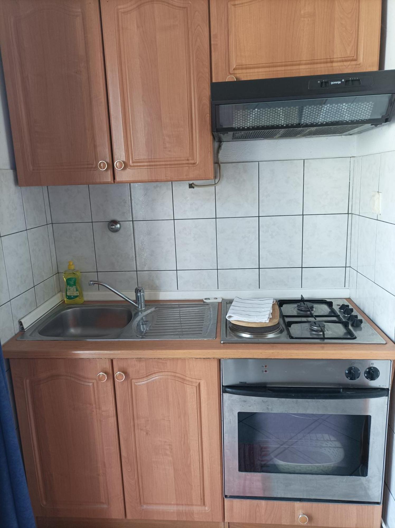 Rooms & Apartment Hegic Zara Esterno foto